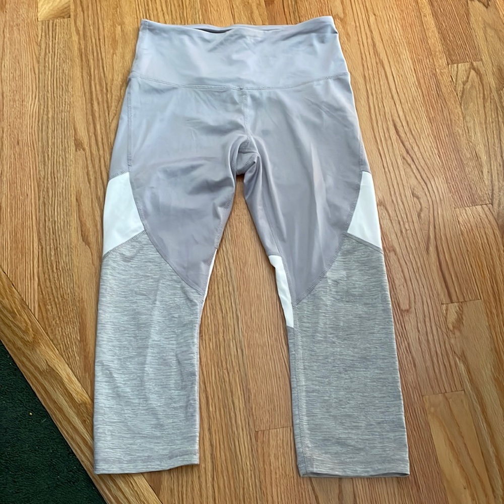 Reebok capri leggings